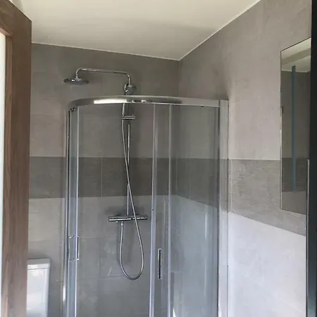 Lady Charlotte's Loft * Schull