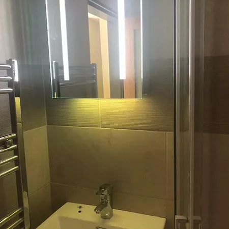 Lady Charlotte's Loft בית נופש שול