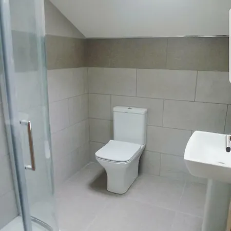 בית נופש Lady Charlotte's Loft שול