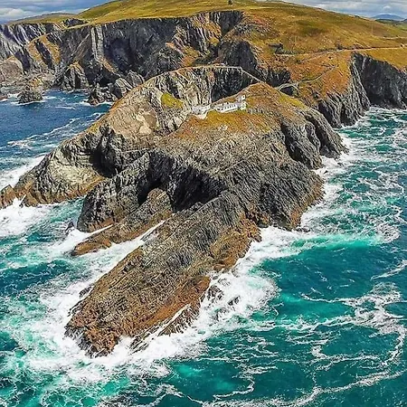 בית נופש Lady Charlotte's Loft