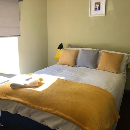 בית נופש Lady Charlotte's Loft